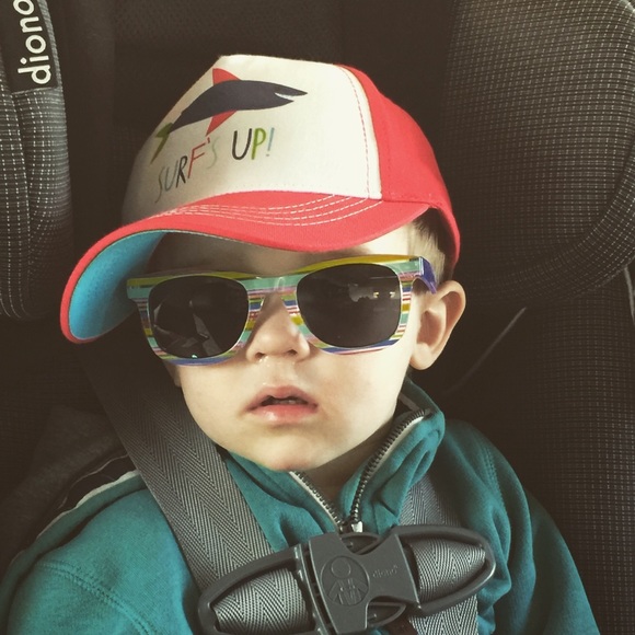 Meet your Posher, Megan - Picture 2 of 8